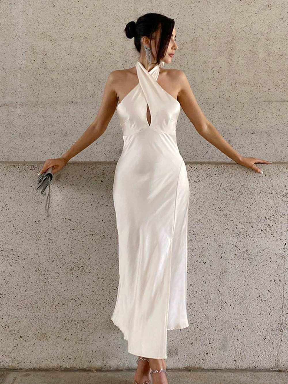Forever 21 Beige Satin Halter Neck Mermaid Evening Gown